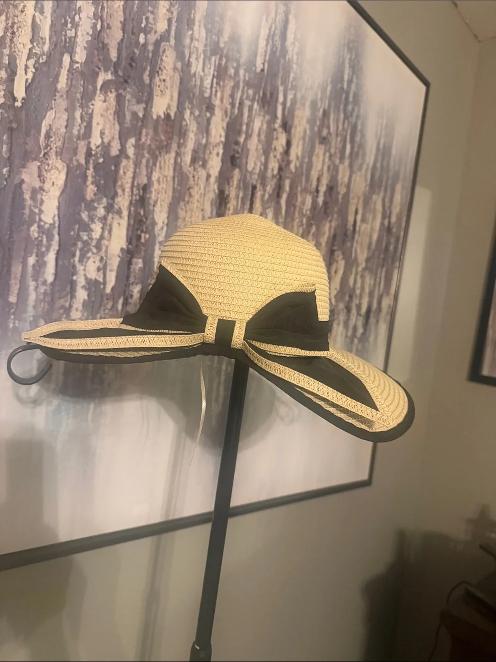 David and Young Beige Straw Sun Hat with Black Trim